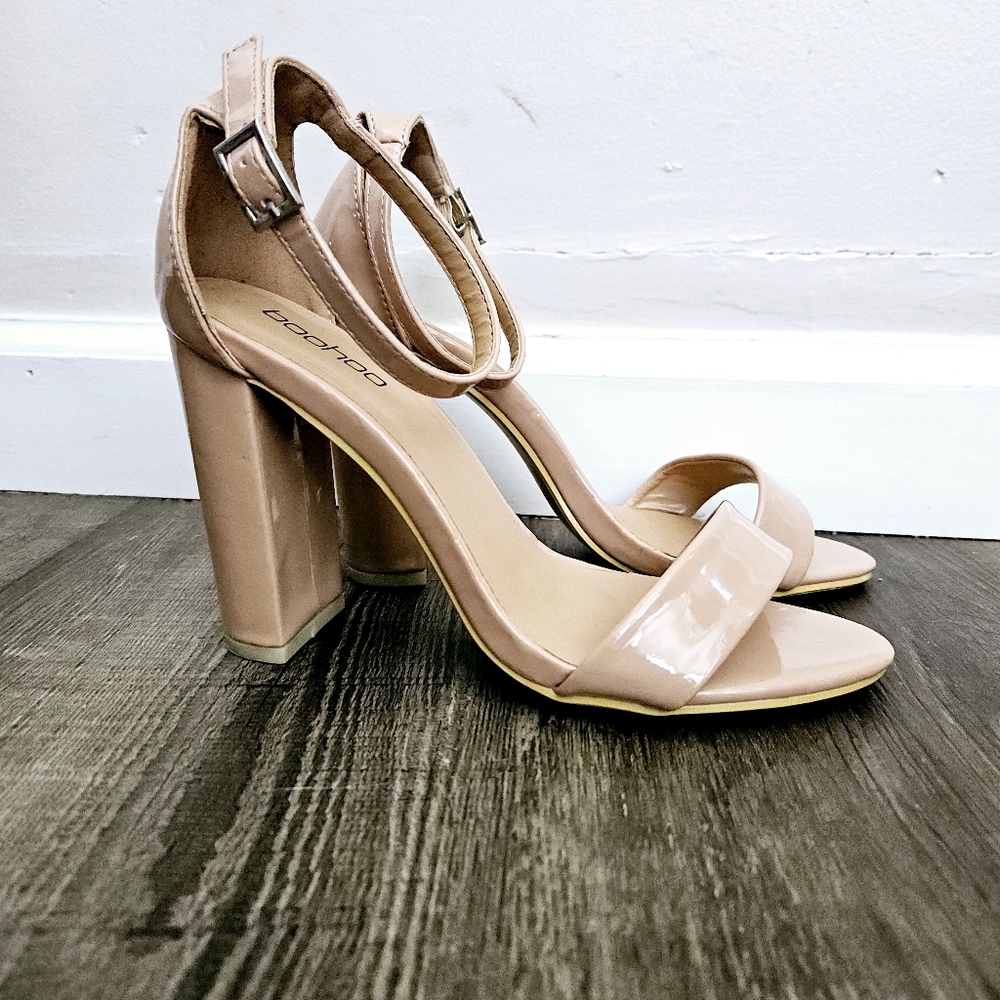 Boohoo Nude Patent Leather Ankle Strap Sandal 4" Block Heel